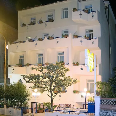 Sporting Baia Dependence Athena 3* Giardini-Naxos